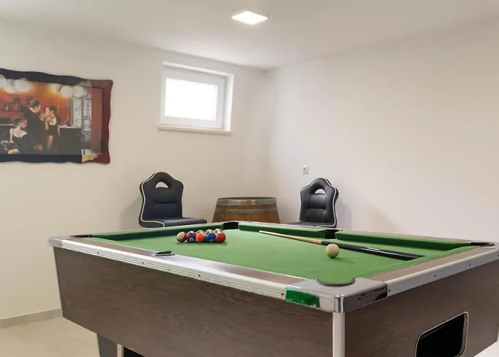 Paganor 아파트 풀라